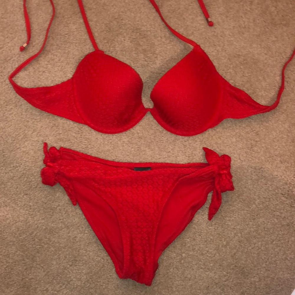 H&M red swimsuit